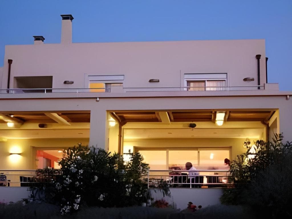Almiriki Chios Rooms & Apartments