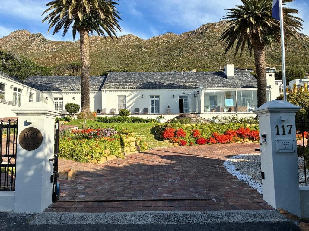 Manor on the Bay