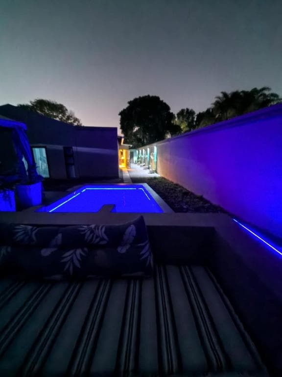 Bryanston Palms Accommodation